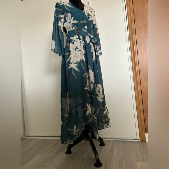 Butterfly Floral Dress Women’s Size Medium Cocktail Wedding Guest Summer NWT - Picture 7 of 10